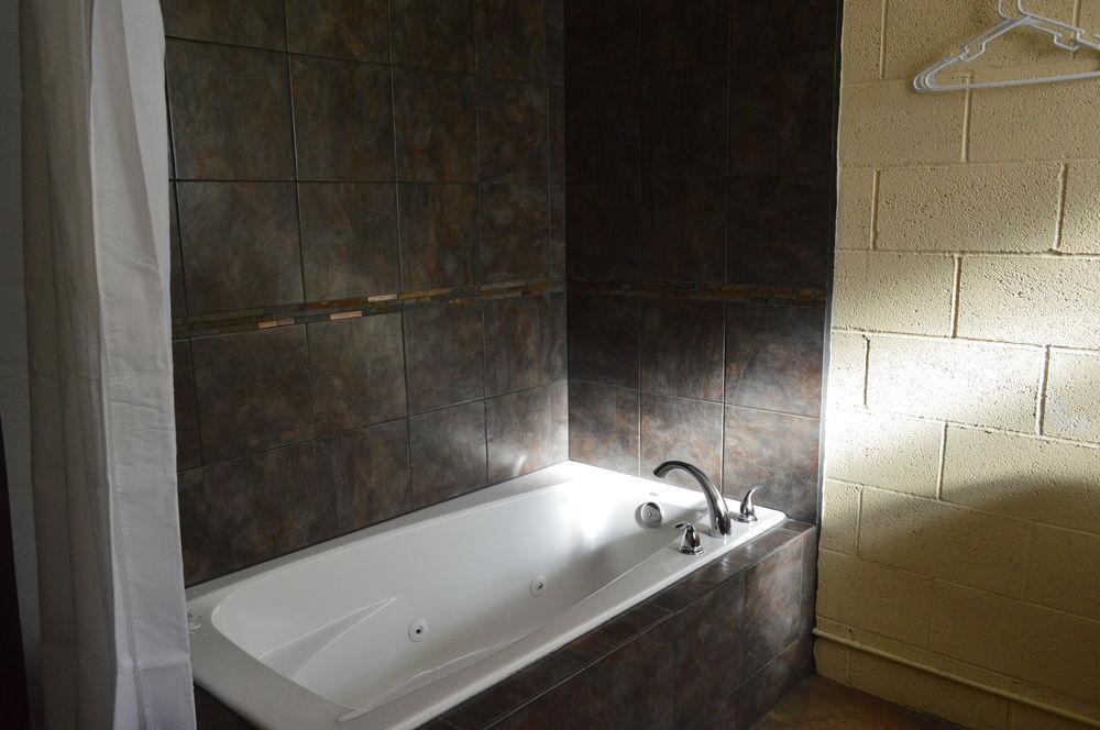 Circle C Lodge Twentynine Palms Esterno foto